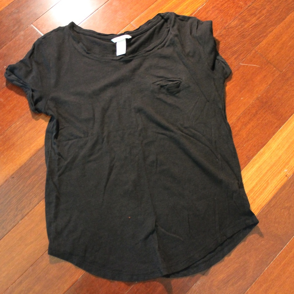 H&M Black Short Sleeve Pocket Shirt